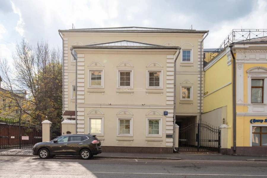 РАД продаст два особняка в историческом центре Москвы