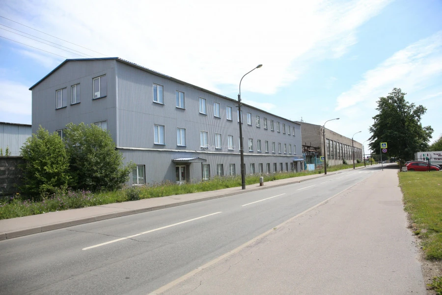 В продаже бывшая площадка  Ленинградского машиностроительного завода