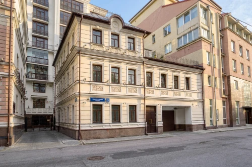 Продажа квартиры  в клубном комплексе класса делюкс на Чистых прудах по цене менее 700 тыс. руб./кв.м
