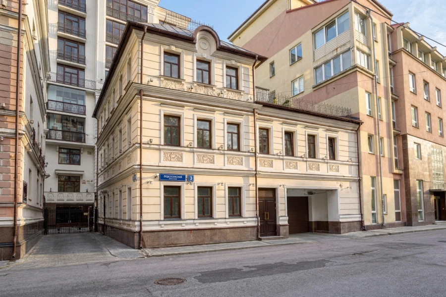 Продажа квартиры  в клубном комплексе класса делюкс на Чистых прудах по цене менее 700 тыс. руб./кв.м