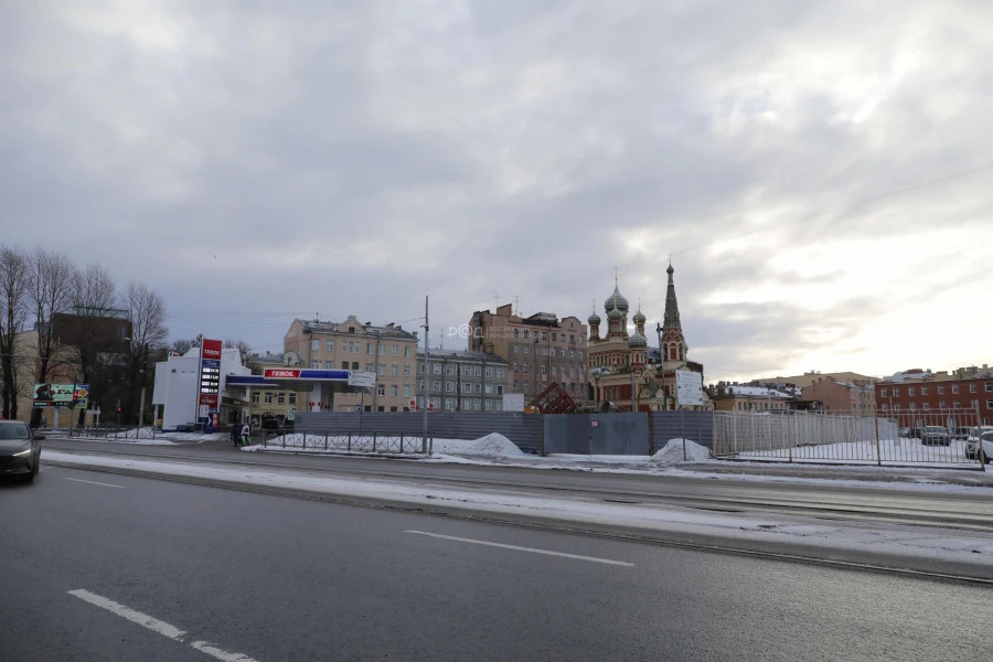 Объявлены торги по продаже участка  под строительство апартаментов  у метро «Обводный канал» в Санкт-Петербурге