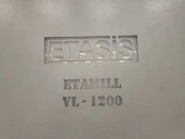 Вертикальный фрезерный обрабатывающий центр с ЧПУ ETASIS VL-1200, 2022, Идентификационный номер: 20220598, принадлежащий Продавцу на праве собственности, что подтверждается Договором купли-продажи № ОВ/Ф-287384-02-01-С-01 от 04.05.2023 г.