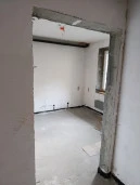 Нежилое помещение - 113,7 кв. м., кадастровый номер 74:36:0209016:5886. Адрес: Челябинская обл., г. Челябинск, ул. Эльтонская 1-я, д. 48, пом. 5, цокольный этаж.
