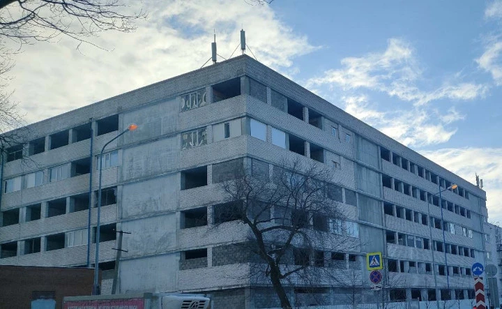 Нежилое помещение - 1 363,4 кв. м, адрес: Самарская обл., г. Самара, Промышленный р-н, ул. Губанова, д. 9, гаражное место 1-11, кадастровый номер 63:01:0708002:4569