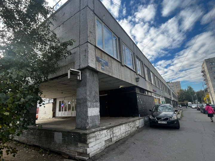 Помещение свободного назначения во Фрунзенском районе на Купчинской улице