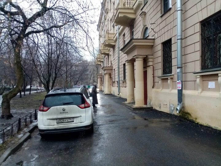 Нежилое помещение 84 кв.м. у ст.м. "Горный институт"