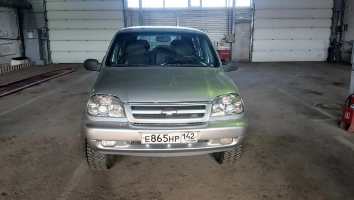 Легковой Chevrolet Niva 212300