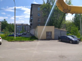 Одноэтажное нежилое строение , общей площадью 15,4 кв. м; Земельный участок, общей площадью 51 кв. м, расположенный по адресу: Республика Башкортостан, г. Уфа, Калининский район, ул. Победы, рядом с домом №18
