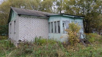 Имущество, находящееся в собственности Ярославской области, расположенное по адресу: Ярославская область, м. р-н Угличский, с.п. Головинское, д. Ульянкино, ул. Молодежная, зд. 4, с земельным участком