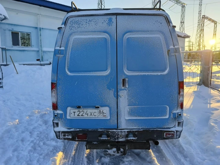 ГАЗ-27057