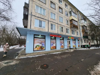 Нежилое помещение площадью 165,6 кв.м. с арендаторами в Московском районе Санкт-Петербурга