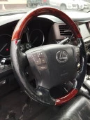 Автомобиль LEXUS LX570