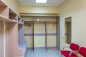 Нежилое помещение (помещение Банка) 570,2 кв.м. и з/у в г. Смоленске.