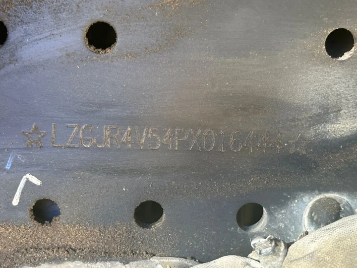 Самосвал SHACMAN SX32586V385, 2023.