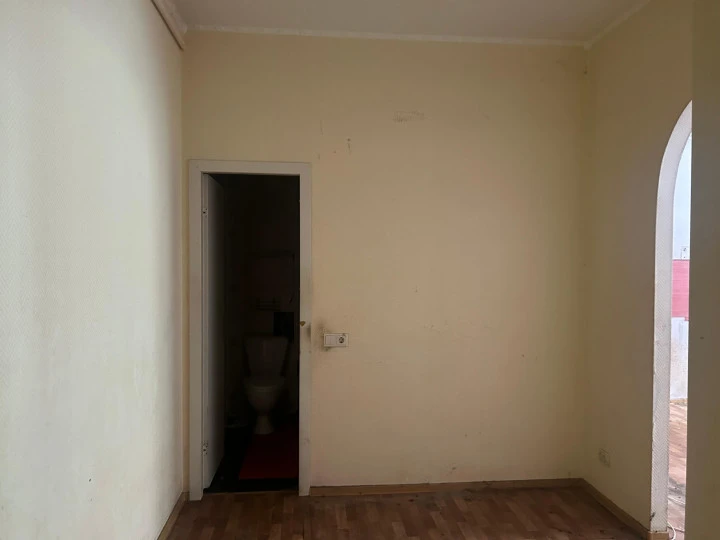Помещение 69,3 кв.м у метро Садовая