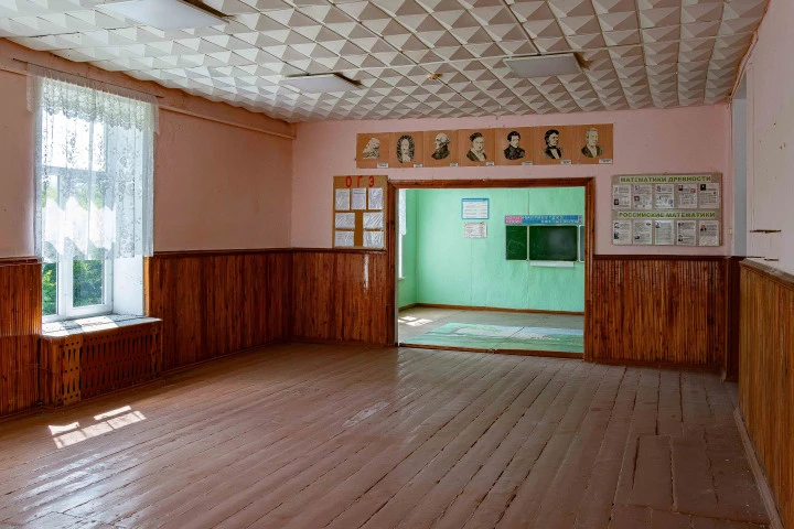 Имущественный комплекс (4 здания + 5 500 кв.м. земли)  Липецкая область, Измалковский муниципальный округ, село Пятницкое, улица Черкасская, дом 3