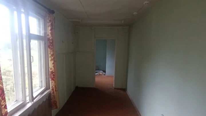 Имущество, находящееся в собственности Ярославской области, расположенное по адресу: Ярославская область, м. р-н Угличский, с.п. Головинское, д. Ульянкино, ул. Молодежная, зд. 4, с земельным участком