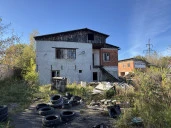 Нежилое здание пл. 7 кв.м, кад. номер: 52:18:0080221:6; нежилое здание пл. 85,7 кв.м, кад. номер: 52:18:0080221:7; нежилое здание площ. 481,6 кв.м, кад. номер: 52:18:0080221:8, по адресу: г. Нижний Новгород, Приокский р-н, ул. Нижне-Валдайская, д. 32.