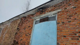 Производственное здание 825,3 кв.м, земельный участок 3051 кв.м по адресу: Российская Федерация, Республика Коми, муниципальный округ Княжпогостский, город Емва, улица Совхозная, дом 12а