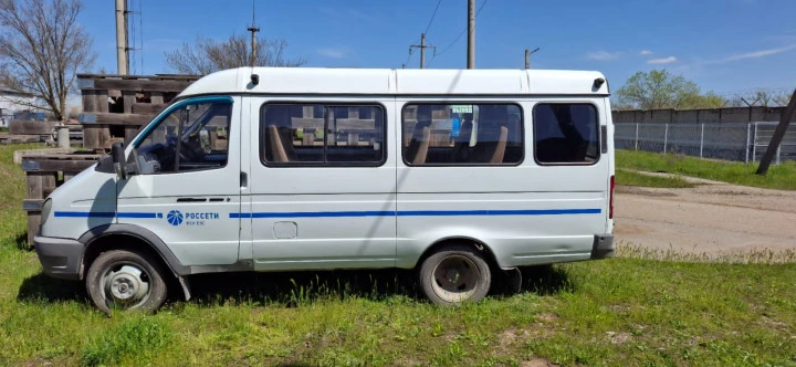 Автомобиль ГАЗ-32212