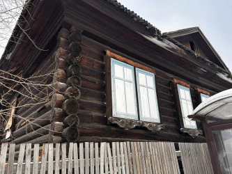 Продается нежилое здание, 144 кв. м и Земельный участок , 1 129 кв. м, г. Енисейск, ул. Рабоче-Крестьянская, дом 94