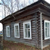 Нежилое здание, 1-этажное, площадь 106 кв.м, земельный участок, площадь 500 кв.м:  Ярославская область, р-н Переславский, с. Дмитриевское, ул. Школьная, д. 13