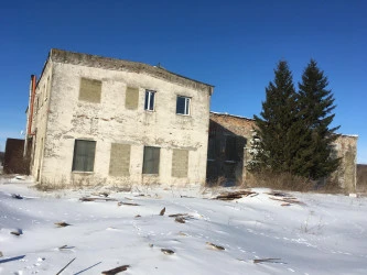Продажа зданий (2 шт.) общей площадью 1239,6 кв. м и земельных участков (2 шт.) общей площадью 1075 кв. м в с. Хопер Пензенской в области