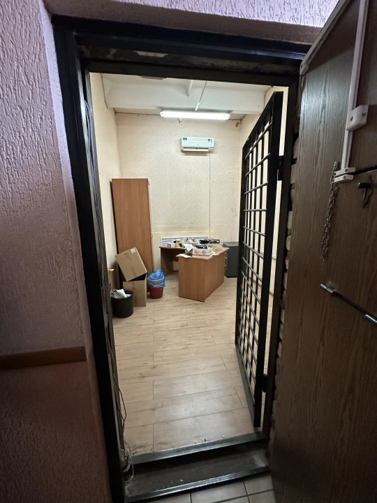 Нежилое помещение 276,4 кв.м, расположенное по адресу: Российская Федерация, Курская область, город Курск г.о., г. Курск, ул. Магистральная, зд. 17, помещение 1-6; 9,11,12;12а;13;13а;14;15;15а;16-19 на 2 этаже