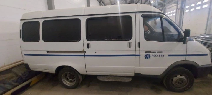 Автомобиль ГАЗ-32213