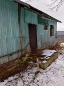 Нежилое здание, 1-этажное, площадь 61,4 кв. м, земельный участок, площадь 355 кв.м по адресу: Ярославская область, р-н Переславский, п. Ивановское, ул. Ленина, д. 21