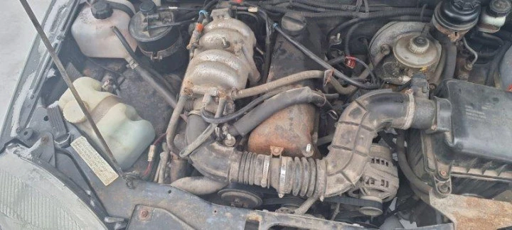 Автомобиль Chevrolet Niva LC
