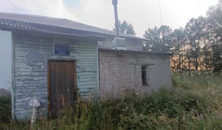 Здание площадью 145,4 кв. м, земельный участок  площадью 2782 кв.м : Ярославская область, р-н Некрасовский, с. Левашово, ул. Советская, д. 12, с земельным участком
