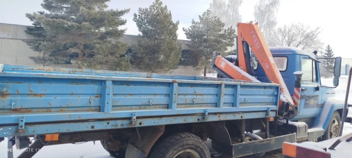 Автомобиль бортовой с КМУ ГАЗ-3309