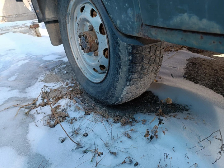 Автомобиль УАЗ-220695-04