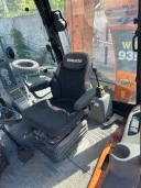 Экскаватор-погрузчик Komatsu WB93S-5EO