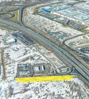 Продается   участок площадью-23 сотоки , рядом с прямым съездом и выездом на КАД в развитом торгово - индустриальном парке KAD GATE PARK (площадью 8га) у развязки КАД и проспекта Энгельса