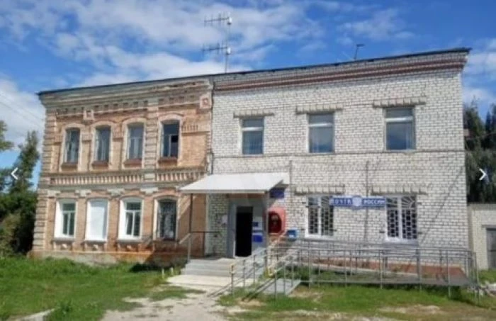 Продажа стрит-ритейла площадью 284,3 кв. м в г. Ульяновске и 2 помещения в Ульяновской области с долей в земельном участке