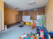 Имущественный комплекс в составе 4 объектов недвижимости и земельного участка по адресу: Липецкая область, Усманский район, с. Пластинки, ул. Центральная, д. 15
