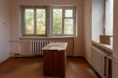 Земельный участок площадью 2074 кв.м., здания (4 шт.) и сооружения (2 шт.), расположенные по адресу: Липецкая область, Лев-Толстовский район, Л.Толстовский с/с, п. Лев Толстой, ул. М. Горького, д.6