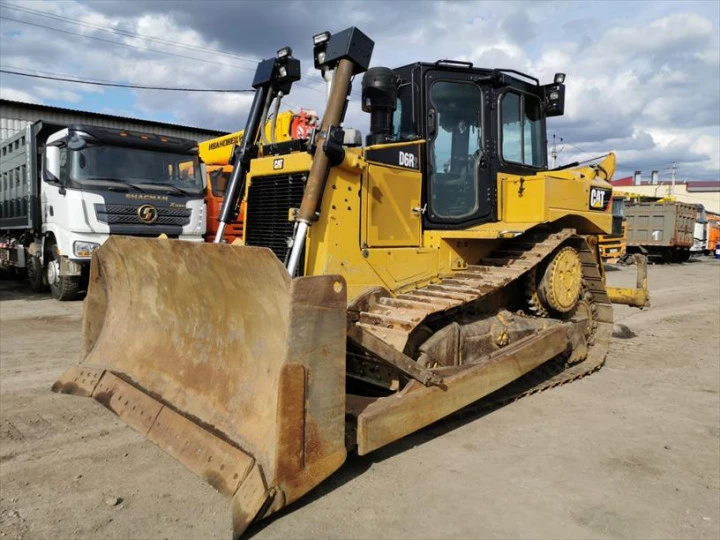 Продается  бульдозер CATERPILLAR D6R2, 2018 года, г. Красноярск