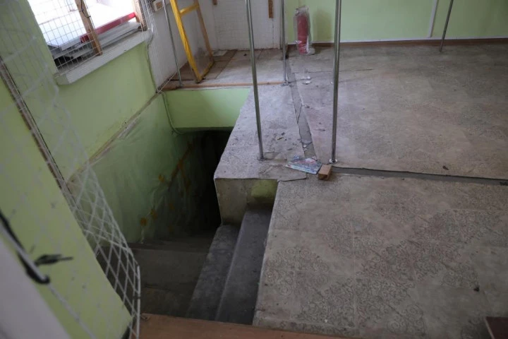 Право аренды помещения площадью 324,5 кв. м в Апраксином дворе.