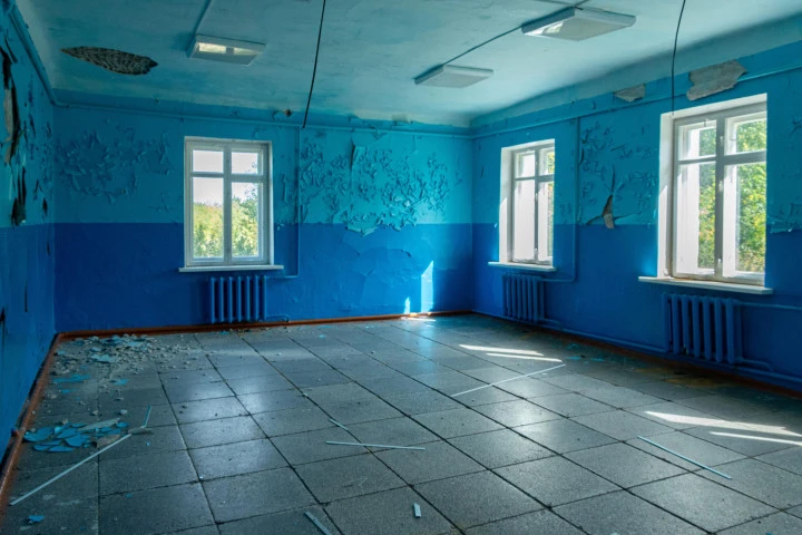 Имущественный комплекс (школа-интернат) с земельным участком, 34 313 кв.м.