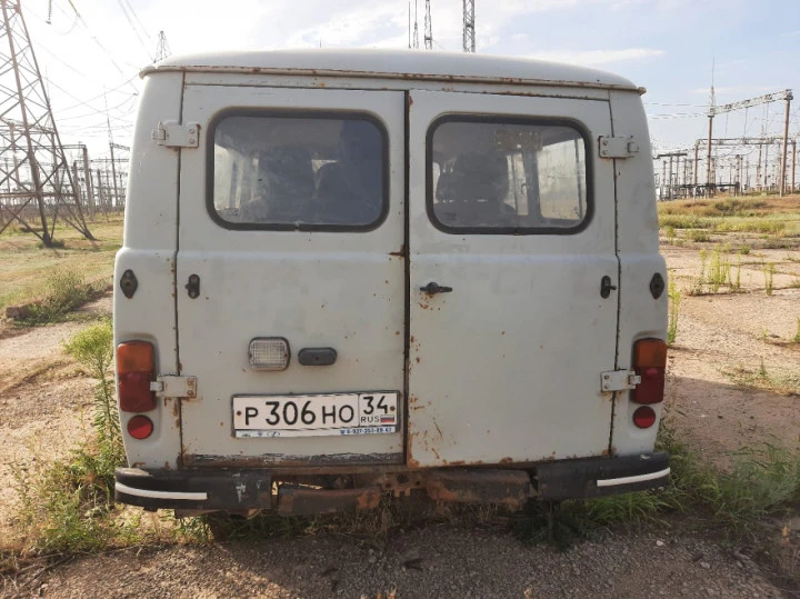 Автомобиль УАЗ-220695-04