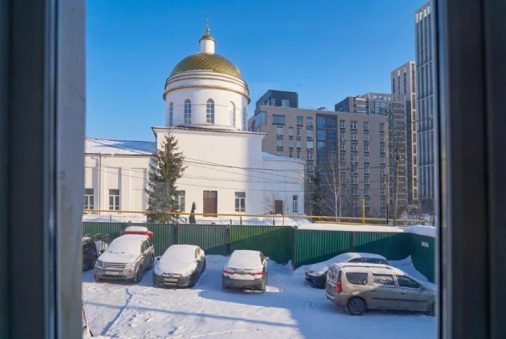 Внимание! К продаже предлагается административное здание, соседствующее с жилой и общественно-деловой застройкой центральной части города Уфы