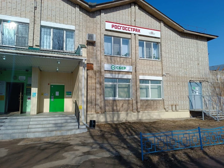 Продажа нежилых помещений общей площадью 109,2 кв.м по адресу:  Костромская область, р-н Островский, п. Островское, ул. Советская, д 22