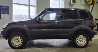 Автомобиль CHEVROLET NIVA 212300-55