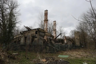 Здание в Красном Селе