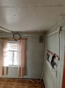 Здание 39,5 кв.м с земельным участком 657 кв.м по адресу: Ярославская область, Брейтовский р-н, д. Остряковка, д. 17