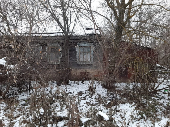 Нежилое здание, пл. 40,0 кв. м, количество этажей: 1, кадастровый номер 52:29:0070005:802 и Зем. участок общей пл. 259+/-6 кв.м., кадастровый номер: 52:29:0070005:936, по адресу: Нижегородская область, Спасский район, с. Красный Ватрас, ул. Школьная, д. 2