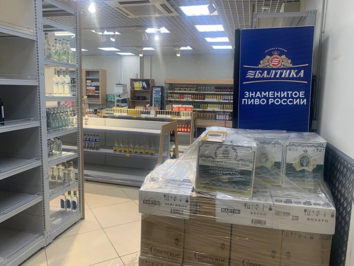 Право аренды помещения 148,7 кв.м у ст. м «Улица Дыбенко»